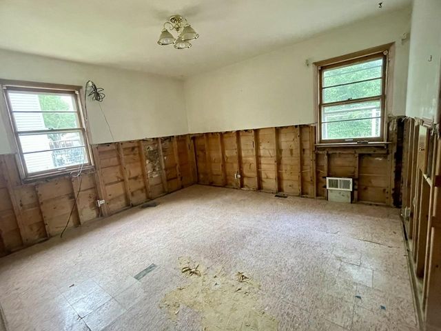 415 S MATTHEW STREET, Kimberly, WI 54136