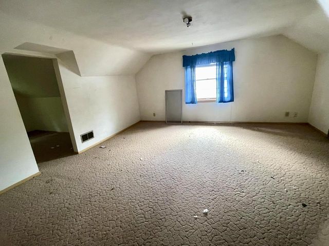 415 S MATTHEW STREET, Kimberly, WI 54136