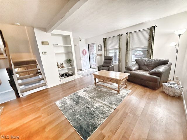 7031 Woodthrush Drive, Painesville Twp, OH 44077