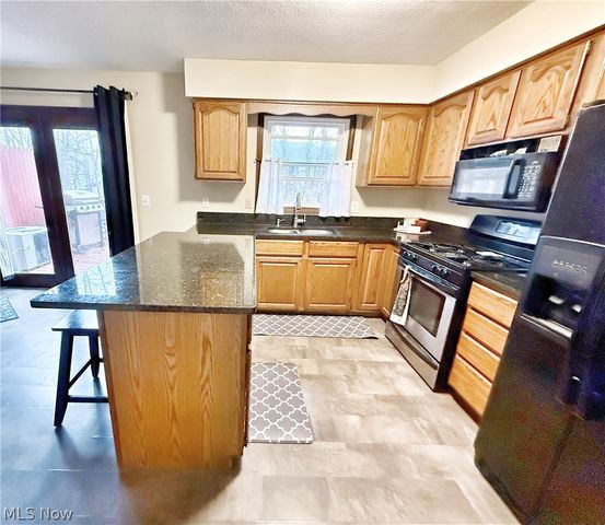 7031 Woodthrush Drive, Painesville Twp, OH 44077