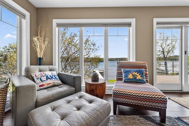5704 Lake DRIVE, West Bend, WI 53095
