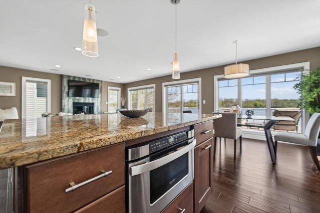 5704 Lake DRIVE, West Bend, WI 53095