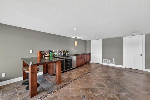 5704 Lake DRIVE, West Bend, WI 53095