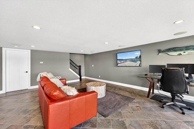 5704 Lake DRIVE, West Bend, WI 53095
