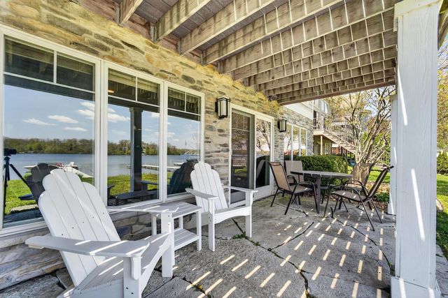 5704 Lake DRIVE, West Bend, WI 53095