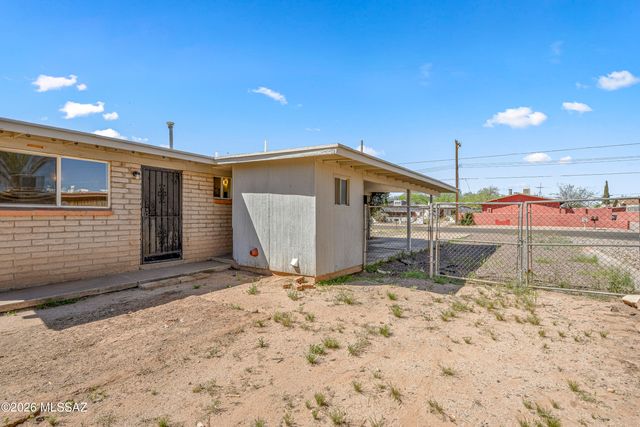 964 N Catalina Avenue, Tucson, AZ 85711