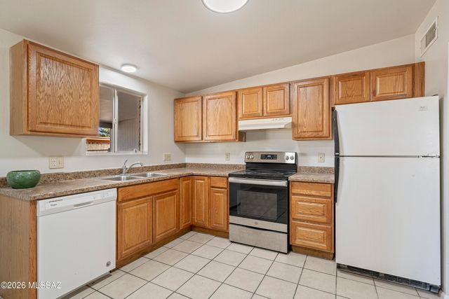 964 N Catalina Avenue, Tucson, AZ 85711