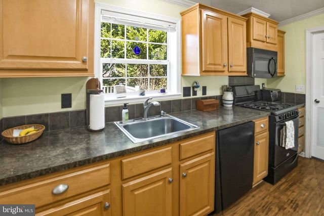 25 MIDDLEMARCH RD, Douglassville, PA 19518