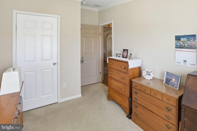 25 MIDDLEMARCH RD, Douglassville, PA 19518