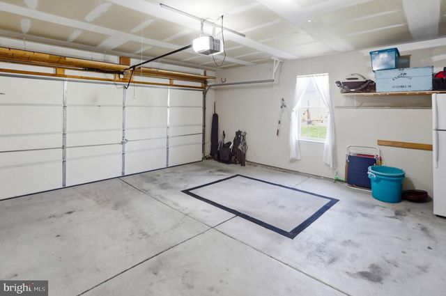 25 MIDDLEMARCH RD, Douglassville, PA 19518