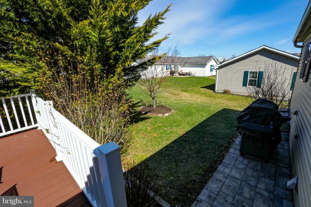 25 MIDDLEMARCH RD, Douglassville, PA 19518