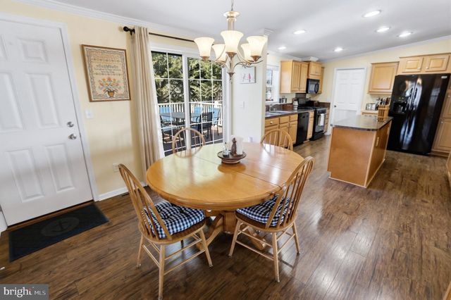 25 MIDDLEMARCH RD, Douglassville, PA 19518