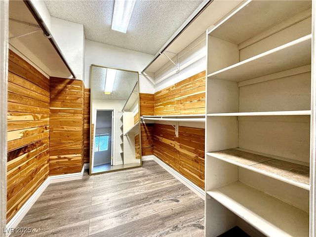 10001 Coral Sands Drive, Las Vegas, NV 89117