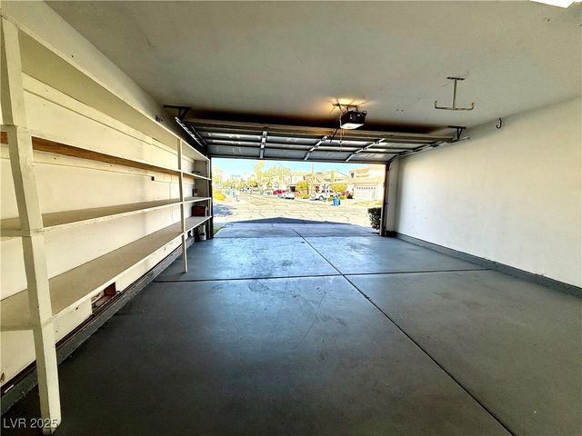 10001 Coral Sands Drive, Las Vegas, NV 89117