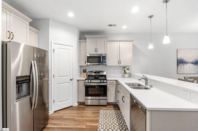 15 Tyrian Drive, Greenville, SC 29607