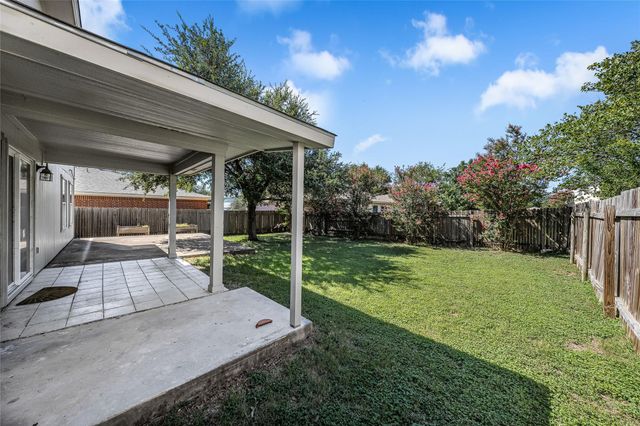 709 Black Isle DR, Pflugerville, TX 78660