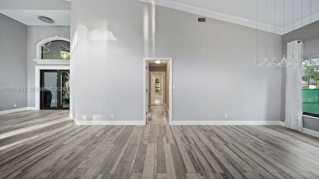 5831 NW 81st Ter, Parkland, FL 33067