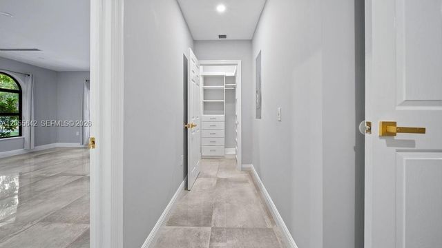 5831 NW 81st Ter, Parkland, FL 33067