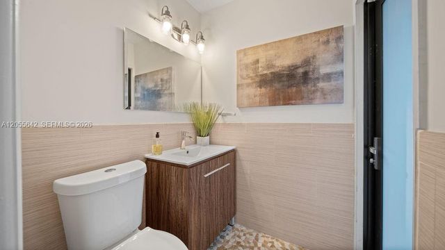 5831 NW 81st Ter, Parkland, FL 33067