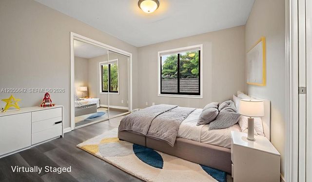 5831 NW 81st Ter, Parkland, FL 33067