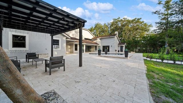 5831 NW 81st Ter, Parkland, FL 33067