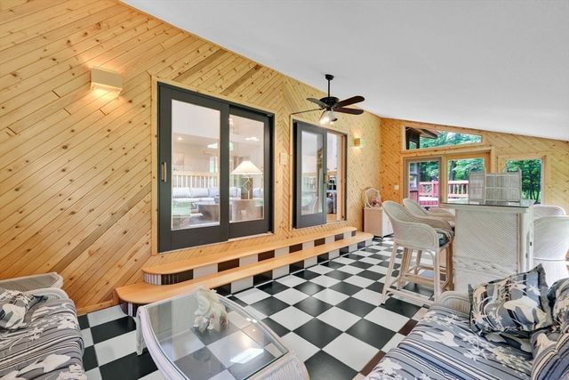780 Birnie Ave, West Springfield, MA 01089
