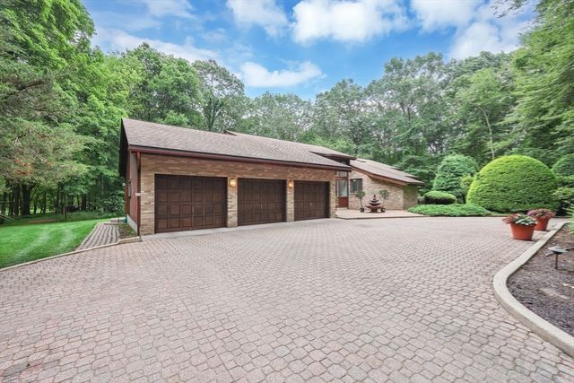 780 Birnie Ave, West Springfield, MA 01089