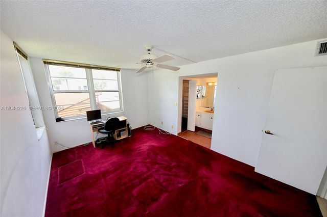 1831 Sabal Palm Drive 208, Davie, FL 33324