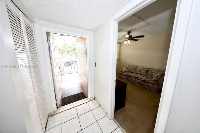 1831 Sabal Palm Drive 208, Davie, FL 33324