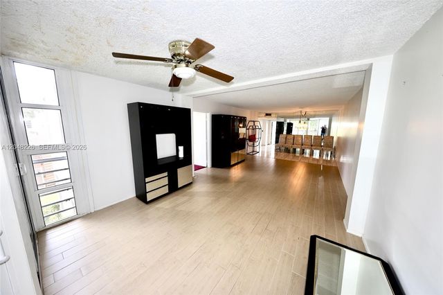 1831 Sabal Palm Drive 208, Davie, FL 33324