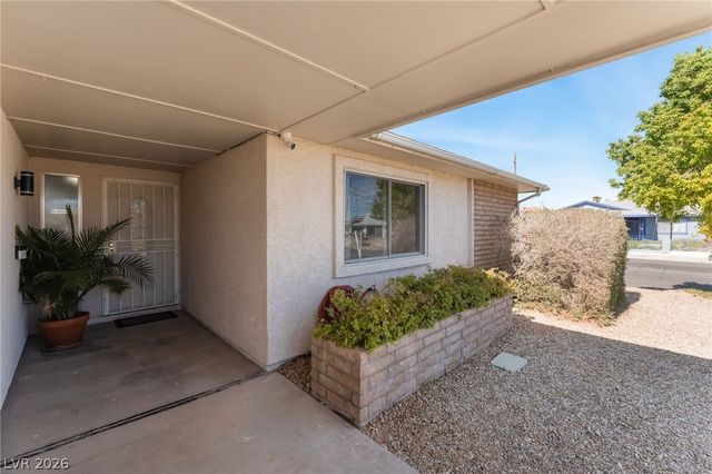 100 Breeze Court, Las Vegas, NV 89145