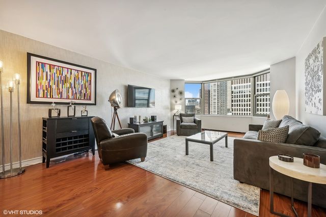 535 N MICHIGAN Avenue 2614, Chicago, IL 60611