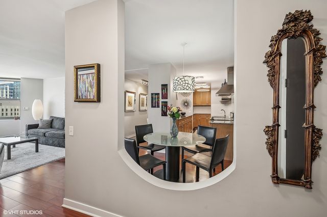535 N MICHIGAN Avenue 2614, Chicago, IL 60611
