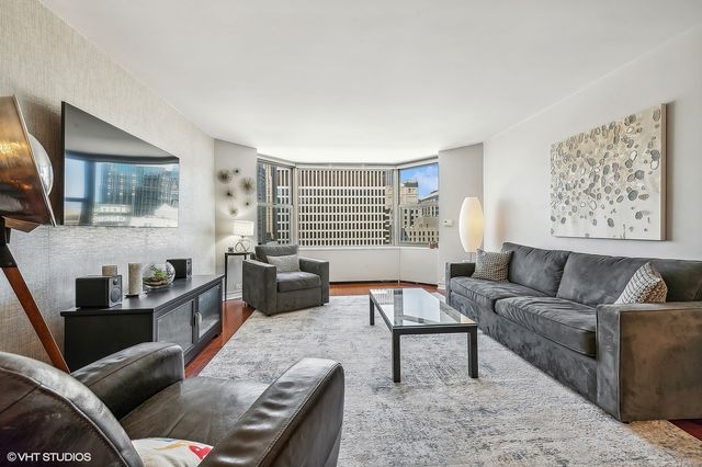 535 N MICHIGAN Avenue 2614, Chicago, IL 60611