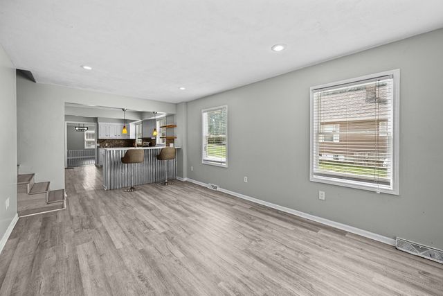 4007 29TH Avenue, Rock Island, IL 61201