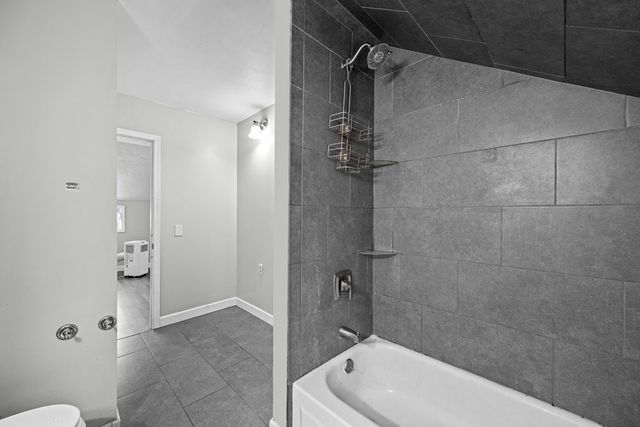 4007 29TH Avenue, Rock Island, IL 61201