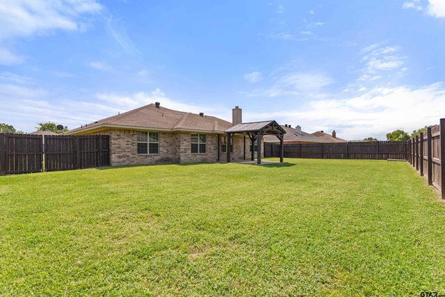 105 Bois D Arc Drive, Bullard, TX 75757