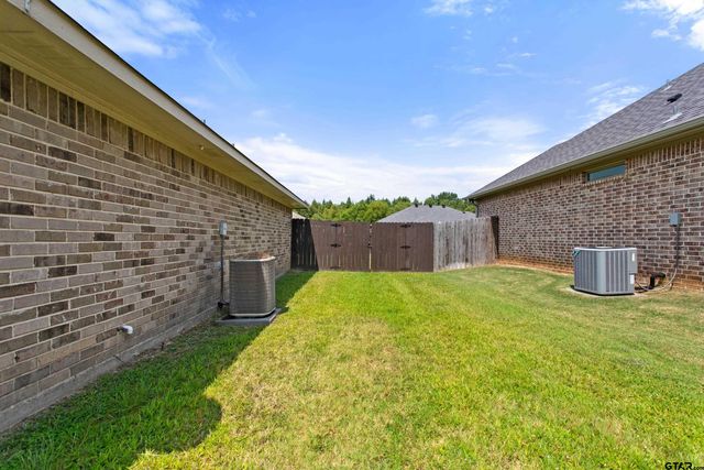 105 Bois D Arc Drive, Bullard, TX 75757
