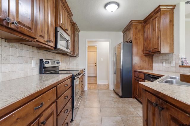 105 Bois D Arc Drive, Bullard, TX 75757