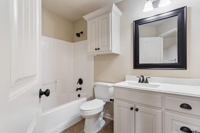 105 Bois D Arc Drive, Bullard, TX 75757