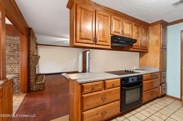 43 Greenbriar Drive, Gulfport, MS 39507