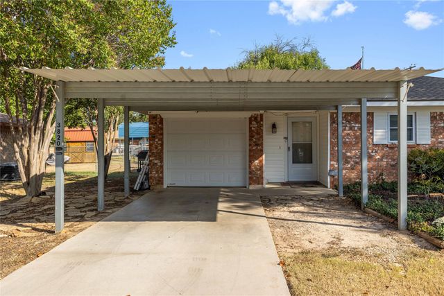 3820 Country Side Drive, Brownwood, TX 76801