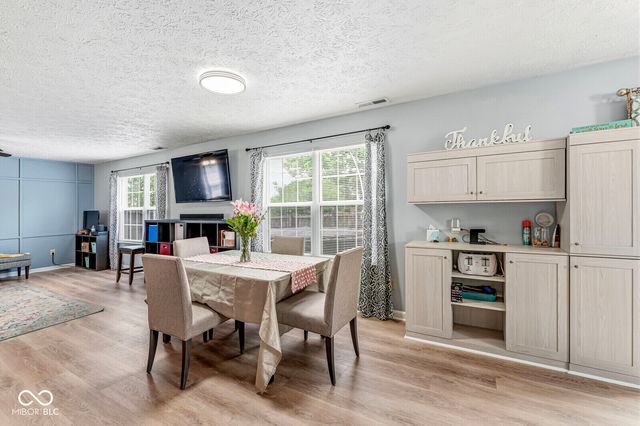 840 Ponderosa Pine Drive, Whiteland, IN 46184