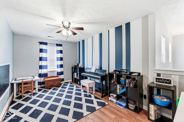 840 Ponderosa Pine Drive, Whiteland, IN 46184