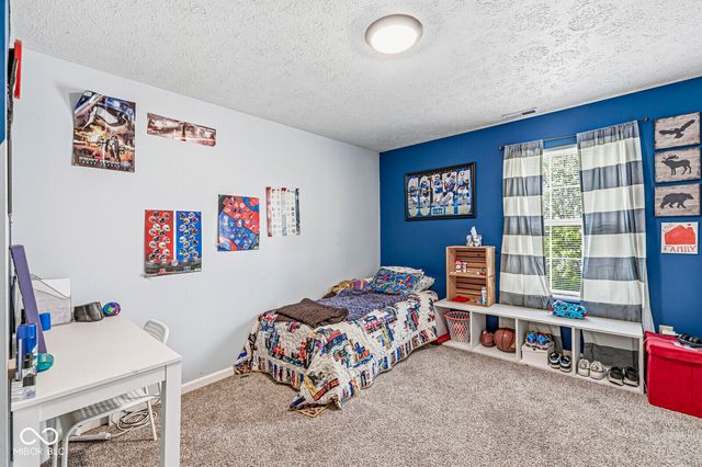 840 Ponderosa Pine Drive, Whiteland, IN 46184
