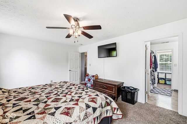 840 Ponderosa Pine Drive, Whiteland, IN 46184