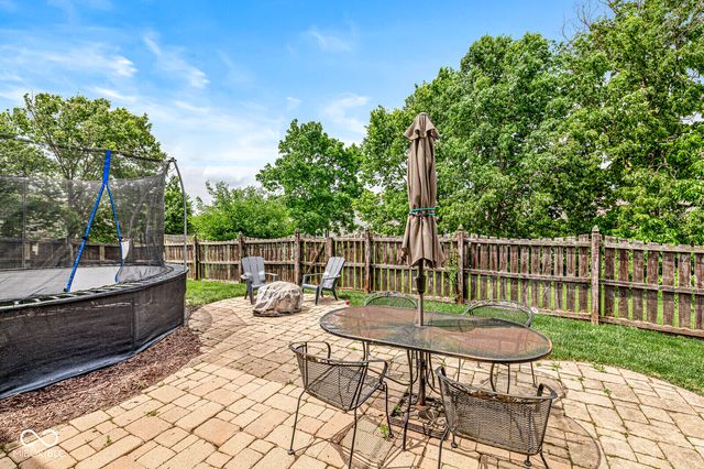 840 Ponderosa Pine Drive, Whiteland, IN 46184