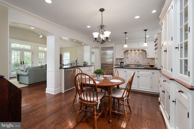 347 MOUNTAIN VIEW RD, Skillman, NJ 08558