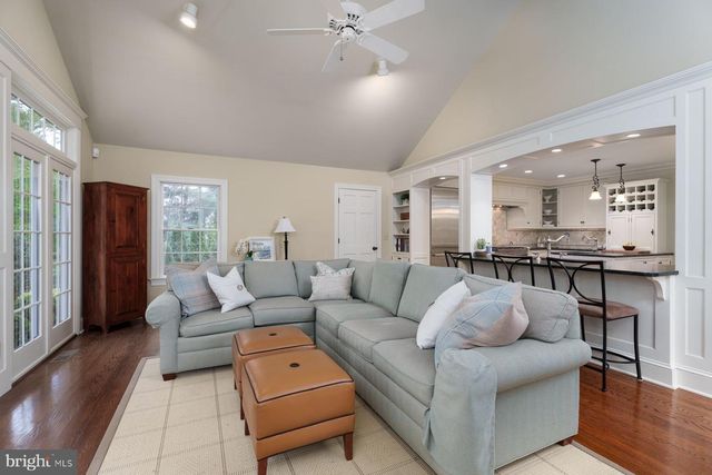 347 MOUNTAIN VIEW RD, Skillman, NJ 08558