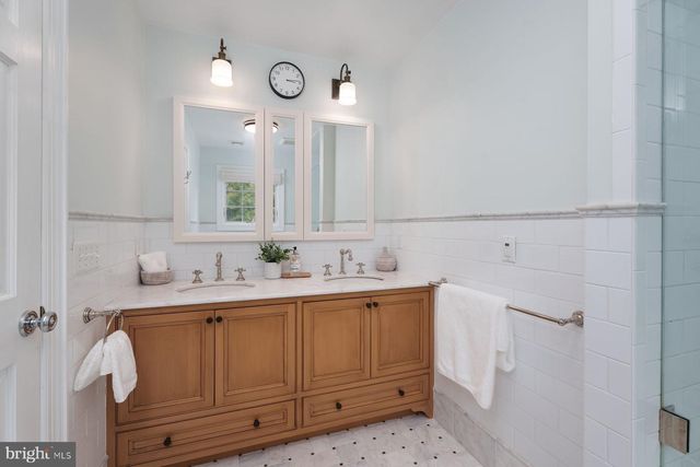 347 MOUNTAIN VIEW RD, Skillman, NJ 08558